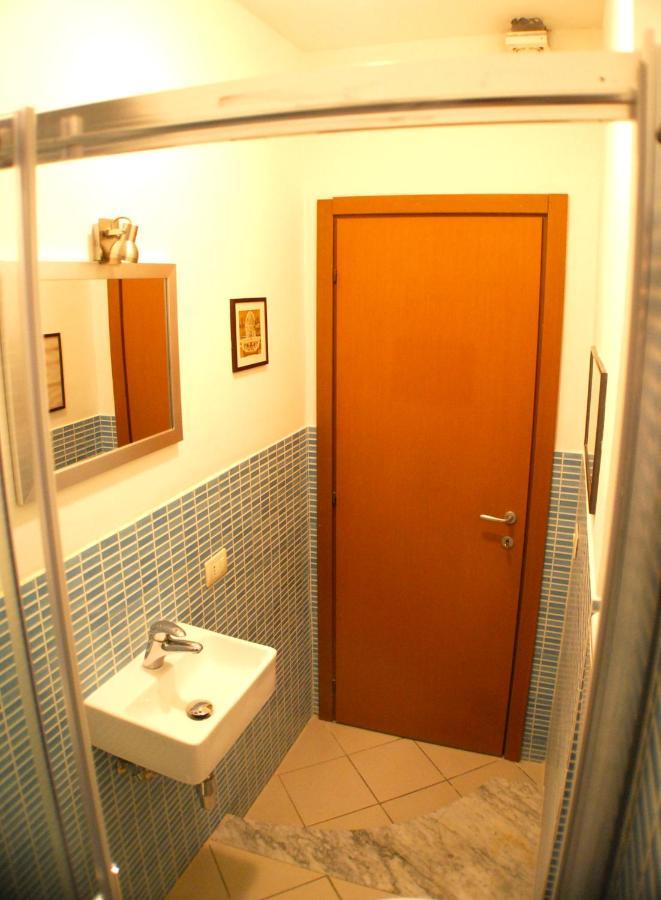 Albergoteatro La Spezia Buitenkant foto
