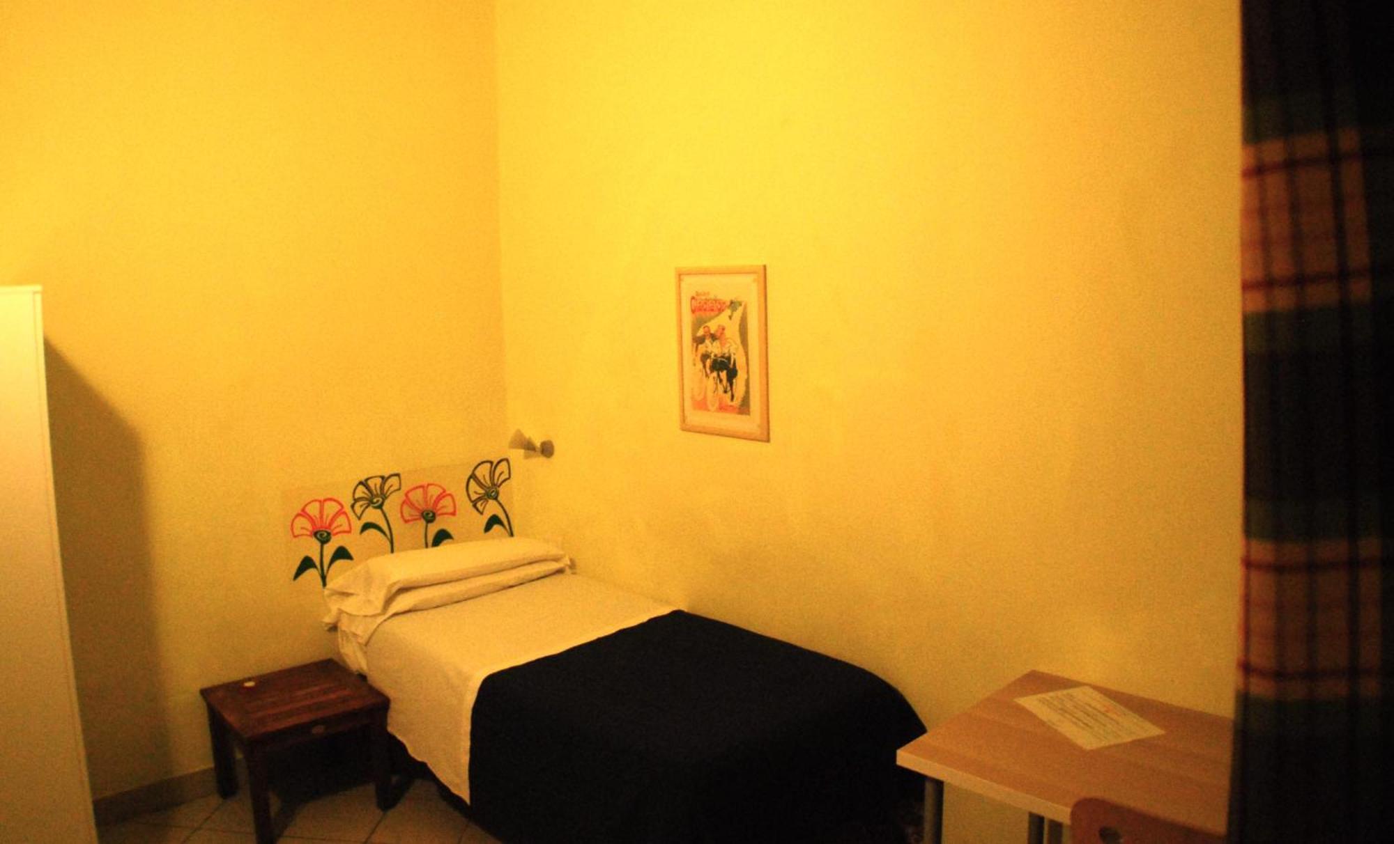 Albergoteatro La Spezia Buitenkant foto