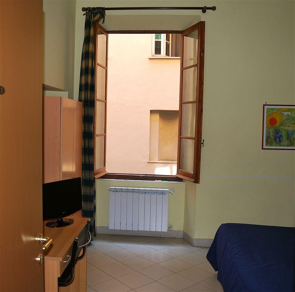 Albergoteatro La Spezia Buitenkant foto