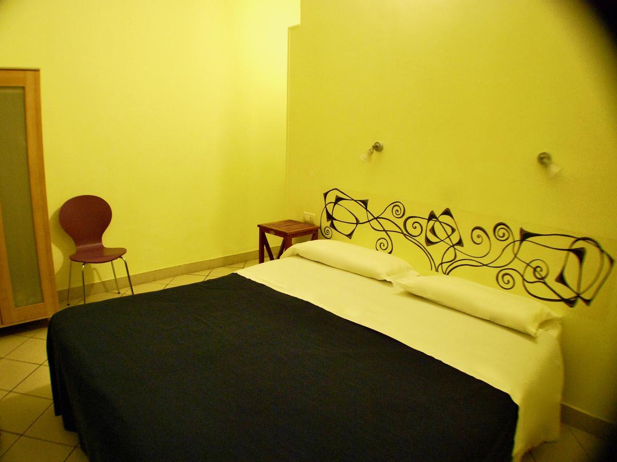 Albergoteatro La Spezia Buitenkant foto