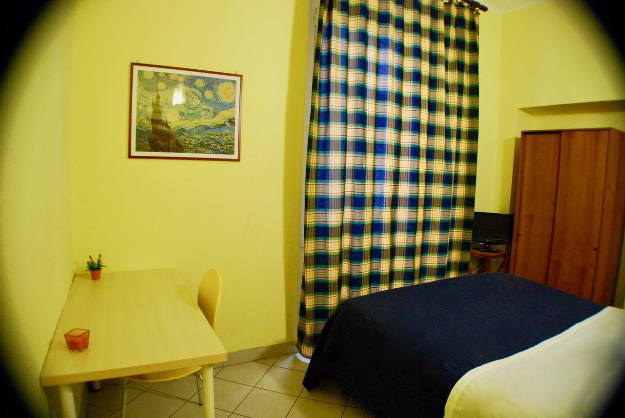 Albergoteatro La Spezia Buitenkant foto