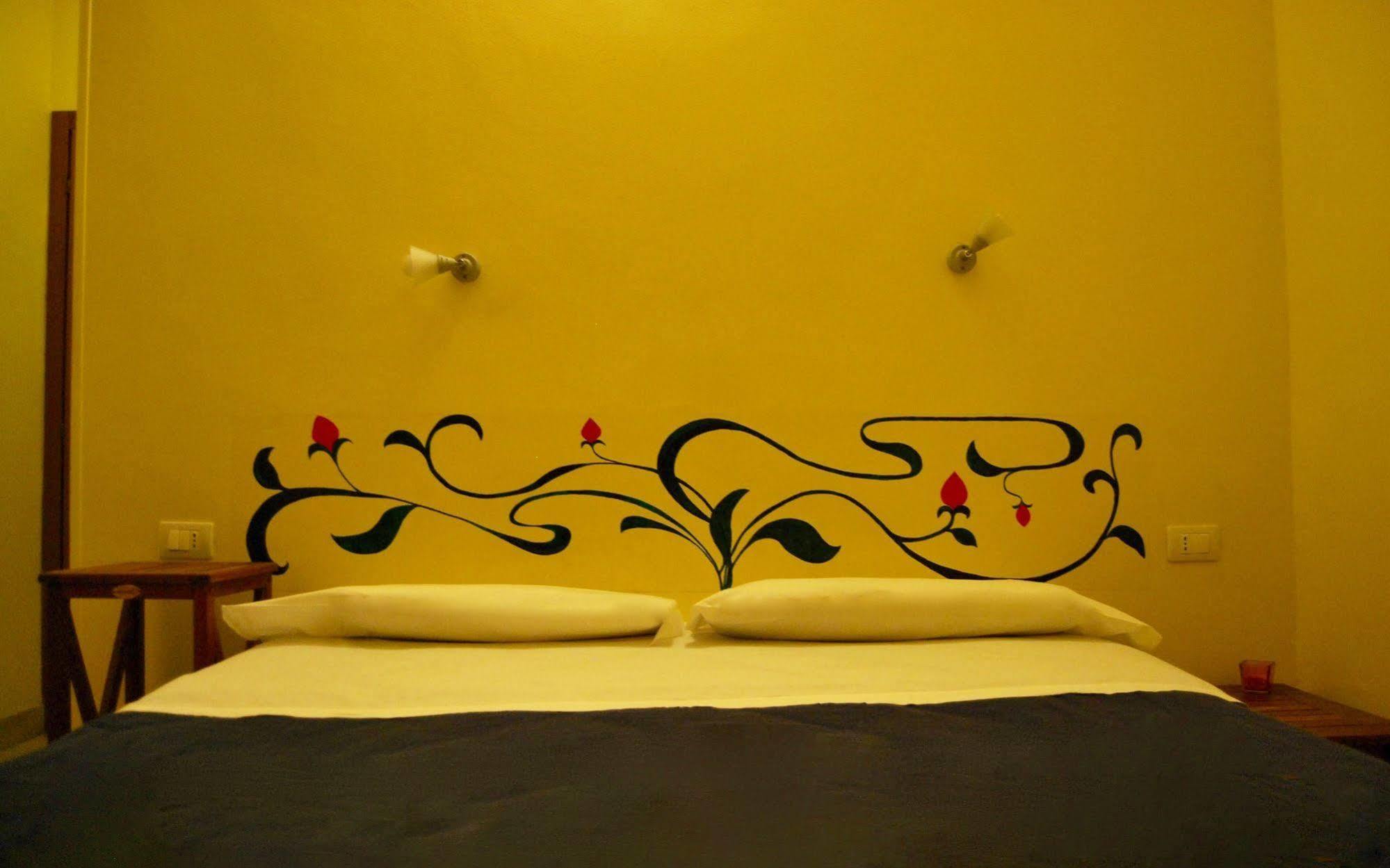 Albergoteatro La Spezia Buitenkant foto